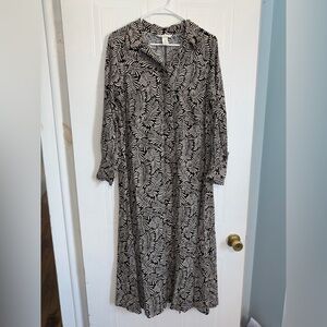 H&M Black and White Printed Midi Dress